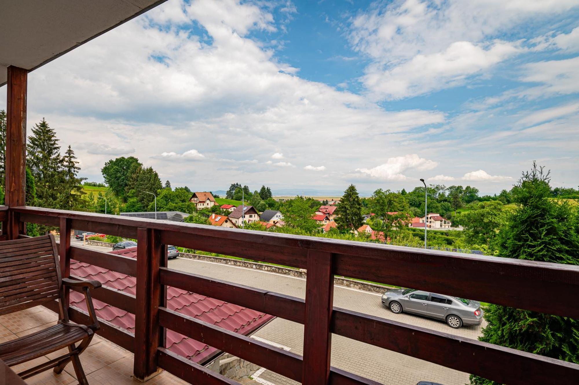 Q Resort And Spa Sacele Exterior photo